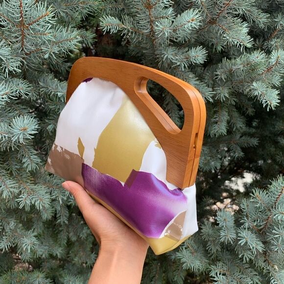 Handmade Genuine Leather Abstract Printed Bag Wooden Frame Clutch/Crossbody - Picture 6 of 11